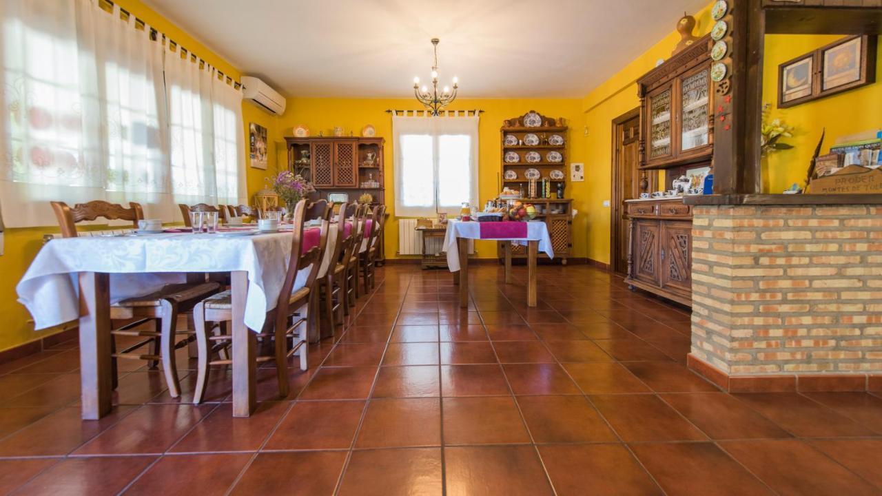 Los Laureles Casa Rural Urda Exteriör bild